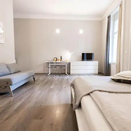 4flats 招待所 马里博尔